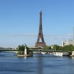 Apartment Vue Sur La Tour Eiffel, Agreable T2 *